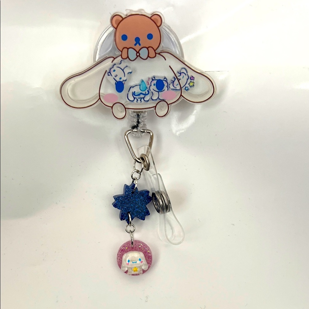 New Cute Cinnamoroll shaker Badge Reel with custom Charms